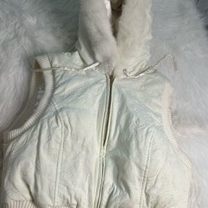 Womens Bebe vest off white. Great condition. Size lg.